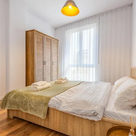Appartement Modern With Parking - 10 Min Walk To Center Tirana